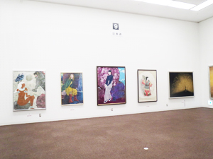 11  日本画の秀作が並ぶ第9室